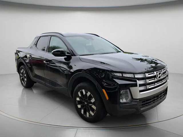 Used 2025 Black Hyundai SEL image 4