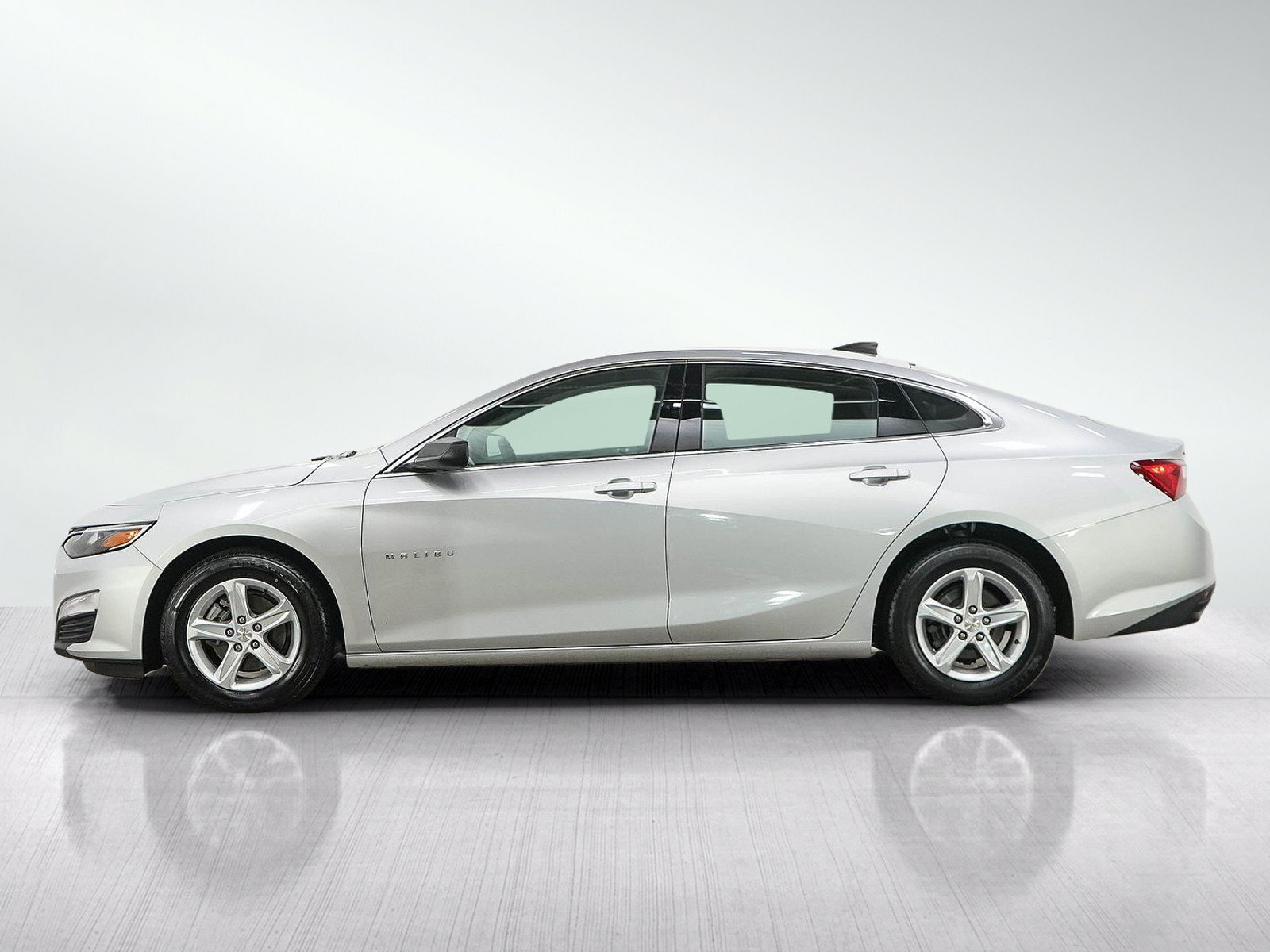 Used 2022 Silver Ice Metallic Chevrolet LS image 2