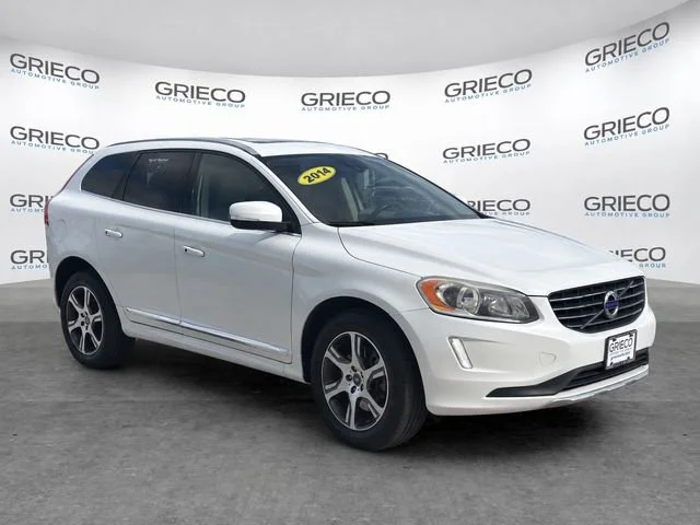 2014 Volvo XC60 T6 AWD Auto R-Design's photo