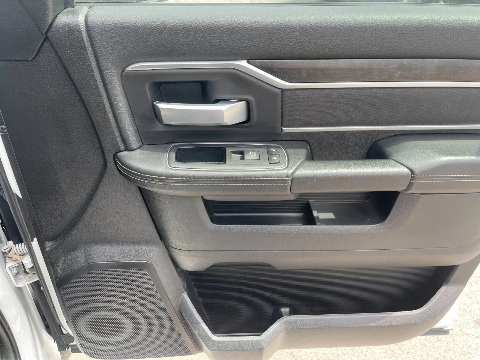 Used 2024 White Ram Big Horn image 18