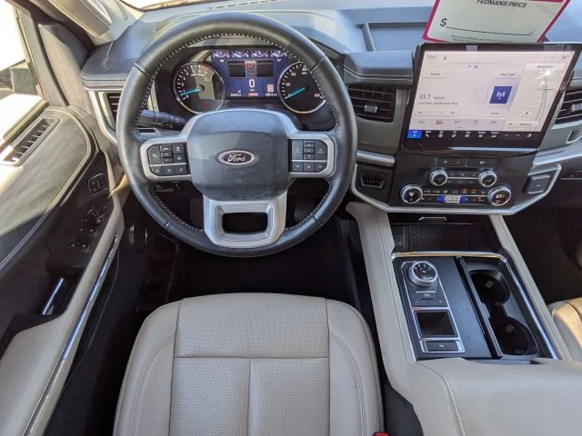Used 2024 White Metallic Ford XLT image 17