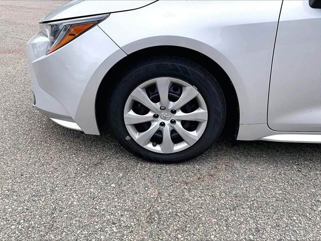 Used 2023 Silver Toyota LE image 7