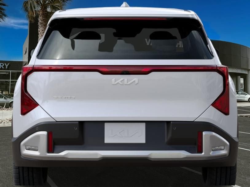 New 2027 Snow White Pearl Kia S image 15
