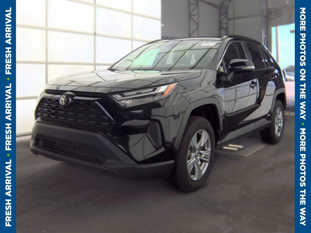Used 2025 Black Toyota XLE image 2