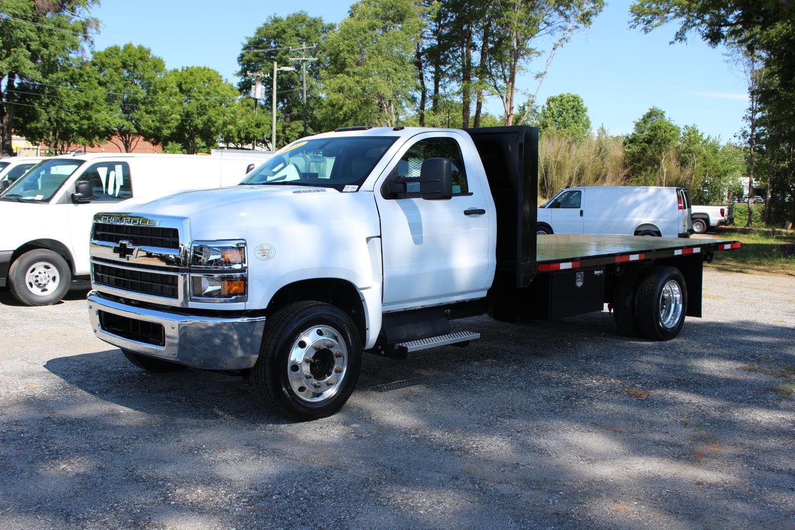 Used 2024 Summit White Chevrolet Work Truck image 3