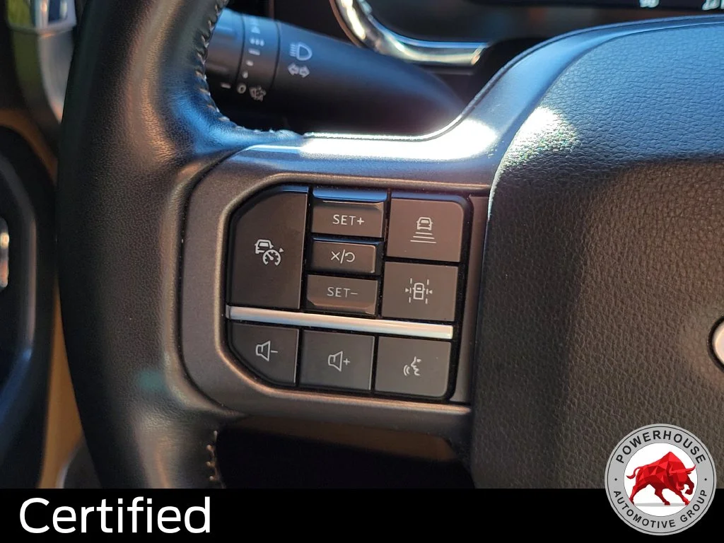 Used 2023 White Ford Lariat image 30