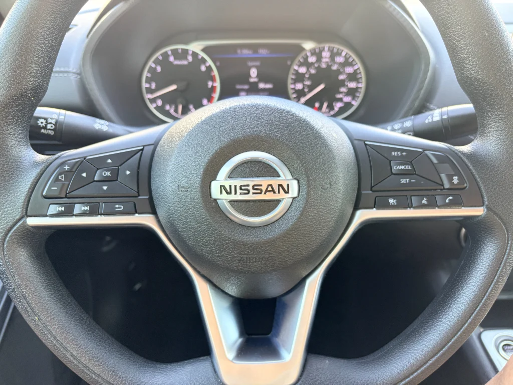 Used 2023 Super Black Nissan SV image 16