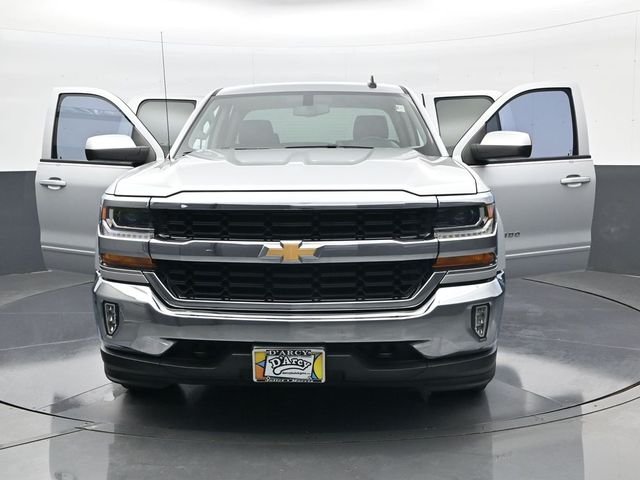 Used 2017 Silver Chevrolet LT image 31