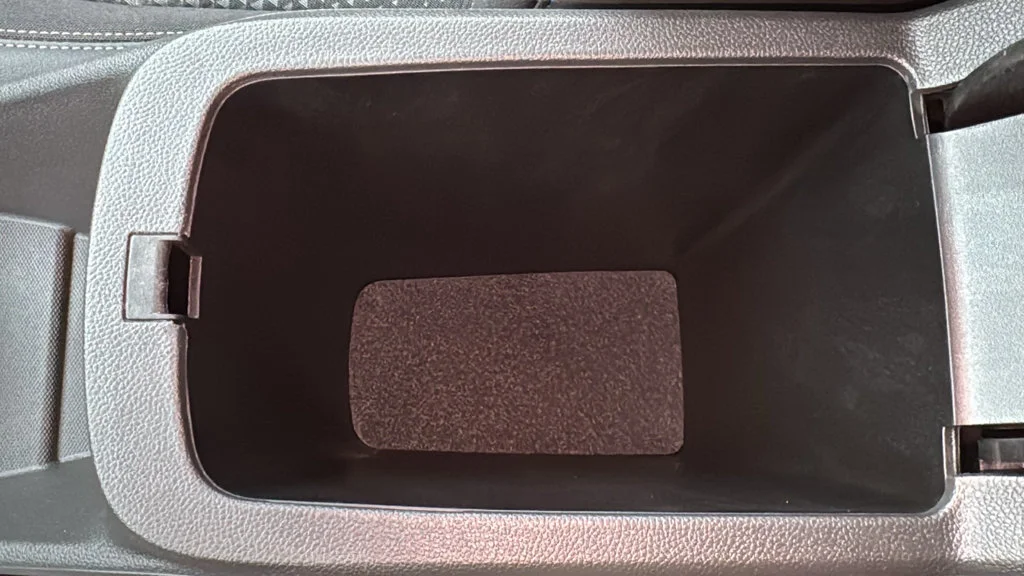 New 2026 Sterling Gray Metallic Chevrolet LT image 26