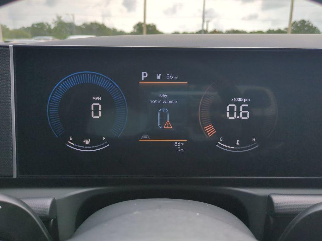 New 2027 Gray Hyundai SE FWD image 33
