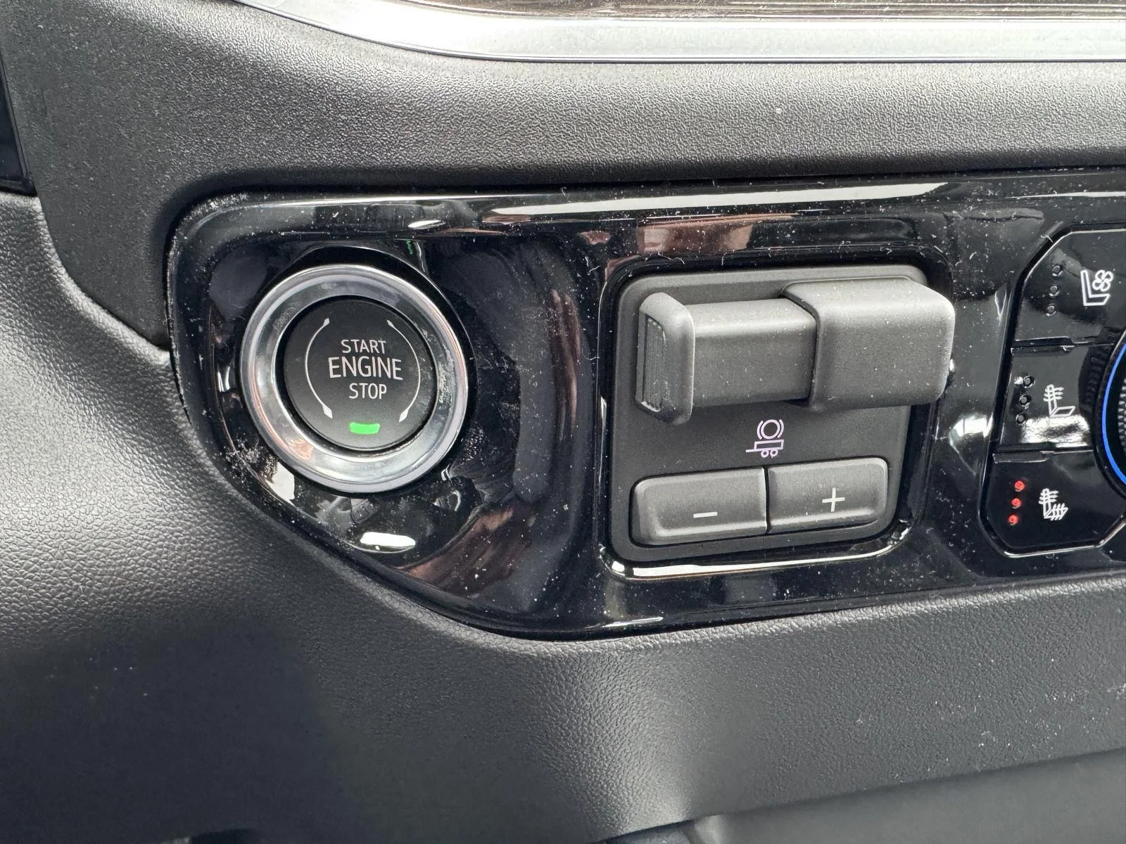 2026 Chevrolet Silverado 1500 LTZ - Photo 26