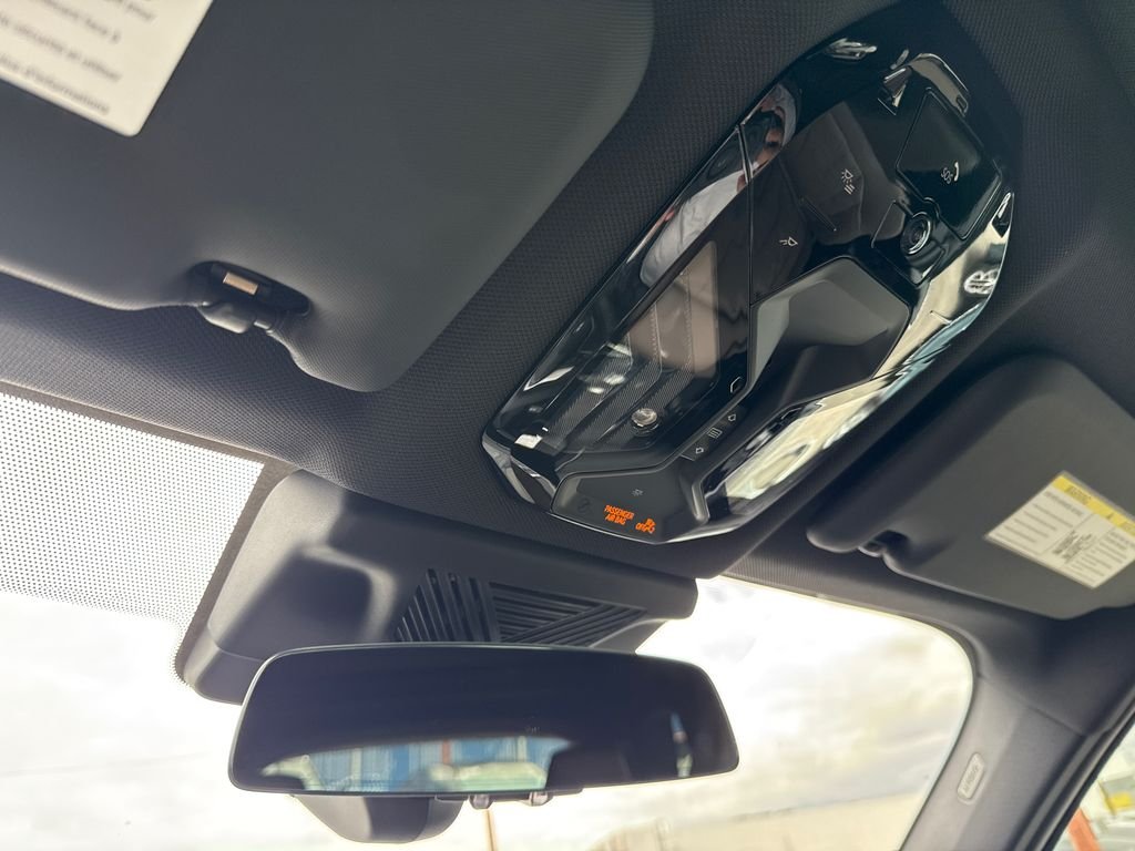 New 2026 Alpine White BMW 30 xDrive image 30