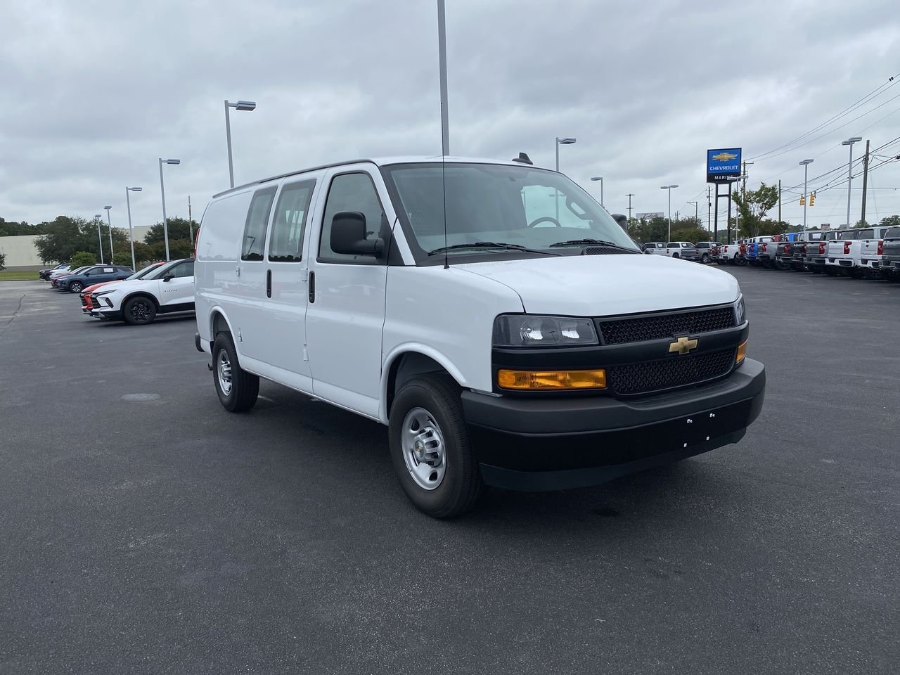 2025 Chevrolet Express Cargo Work Van - Photo 39