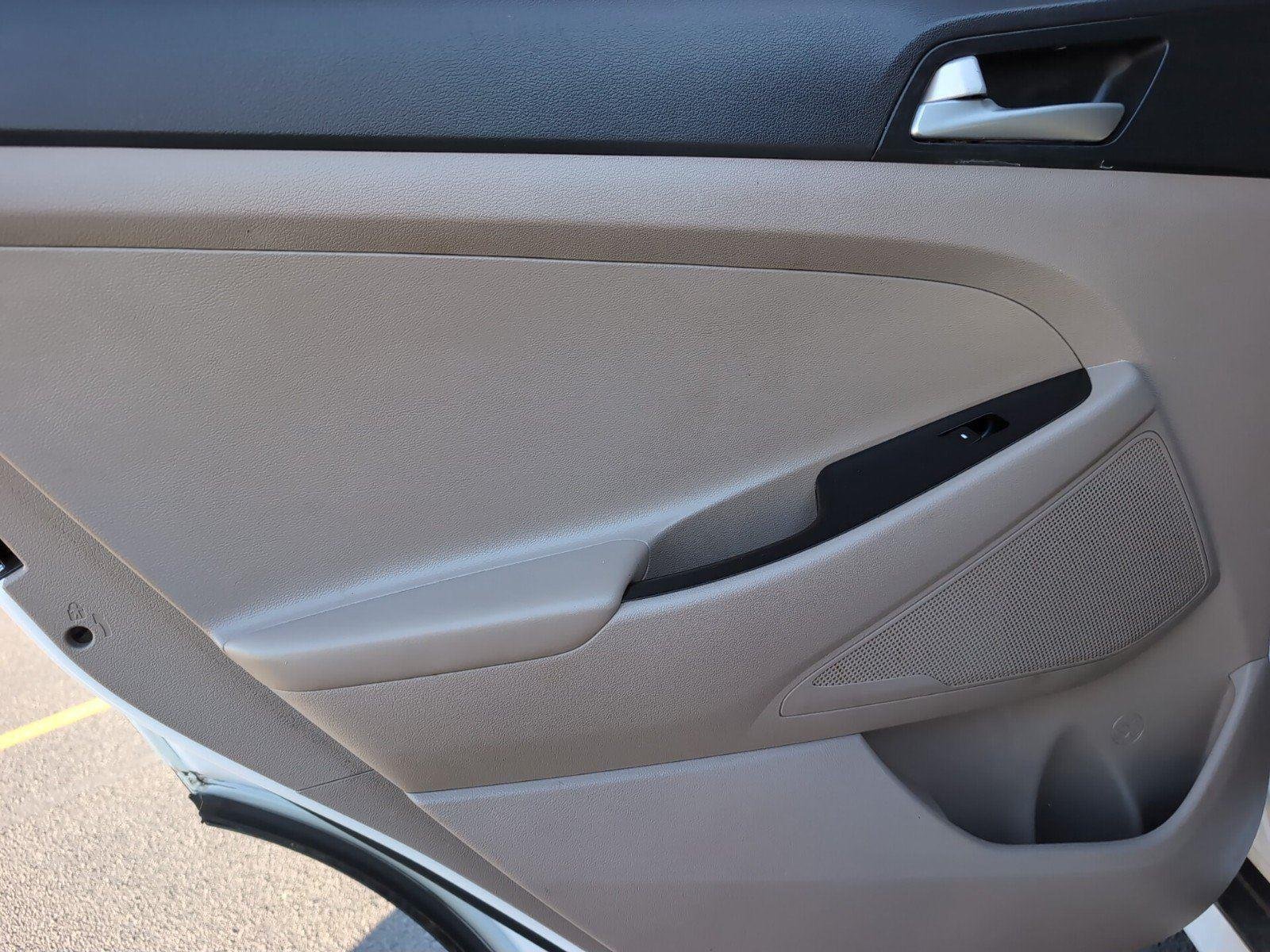 Used 2021 White Cream Hyundai SEL image 33