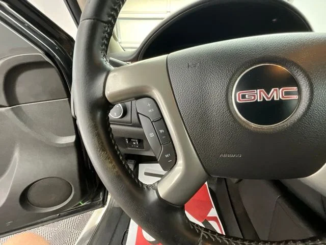 Used 2014 Black GMC SLT image 15