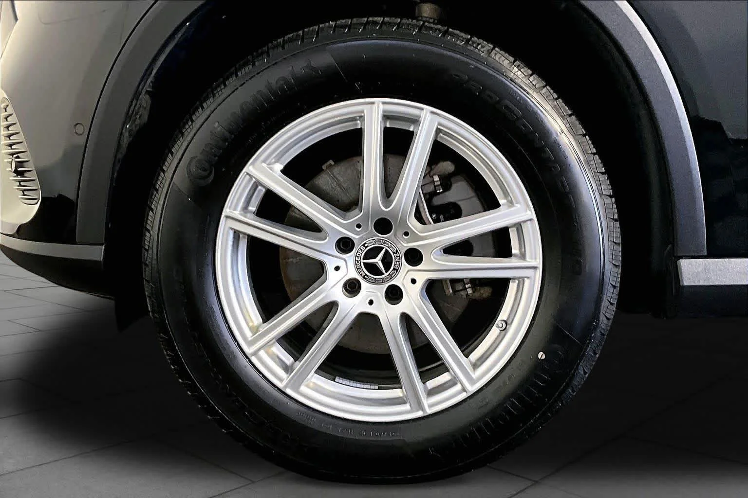 Certified Used 2026 Black Mercedes-Benz GLC 300 image 10