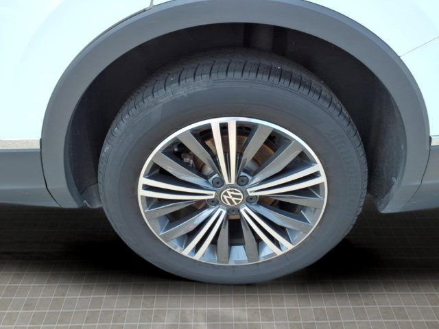 Used 2024 White Volkswagen 2.0T Wolfsburg Edition image 12