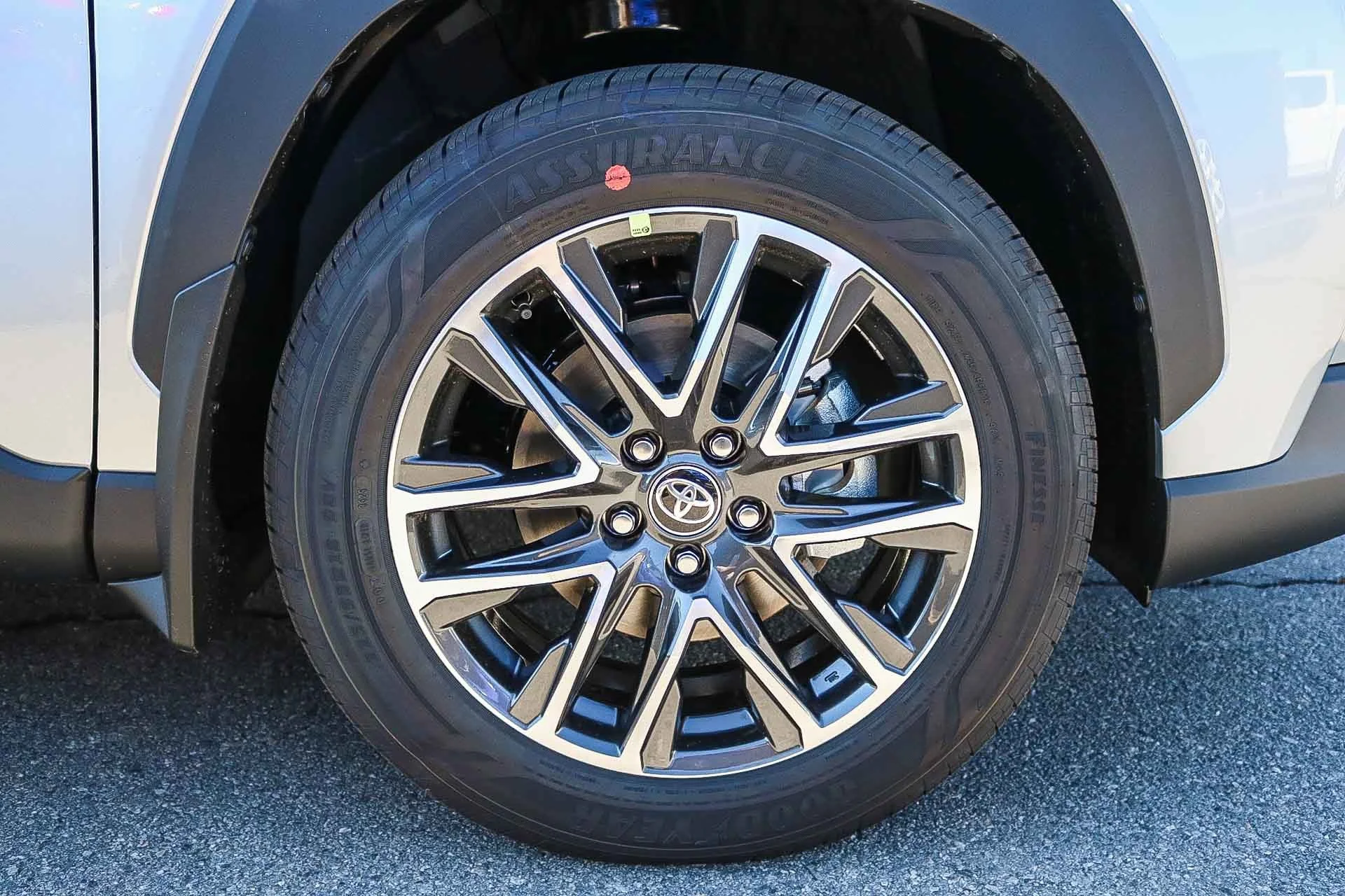 New 2026 Sonic Silver Toyota XLE image 11
