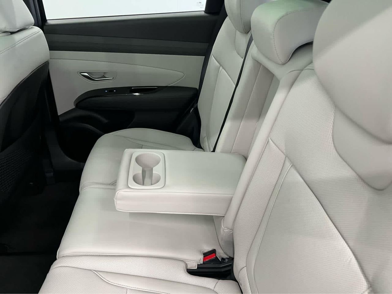 New 2026 Phantom Black Hyundai Limited AWD image 28