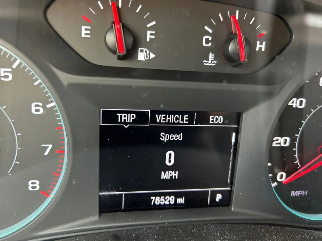 Used 2022 Gray Chevrolet RS image 10