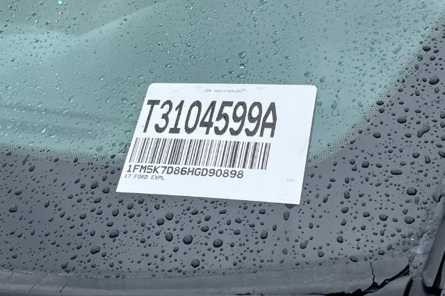Used 2017  Ford XLT image 8
