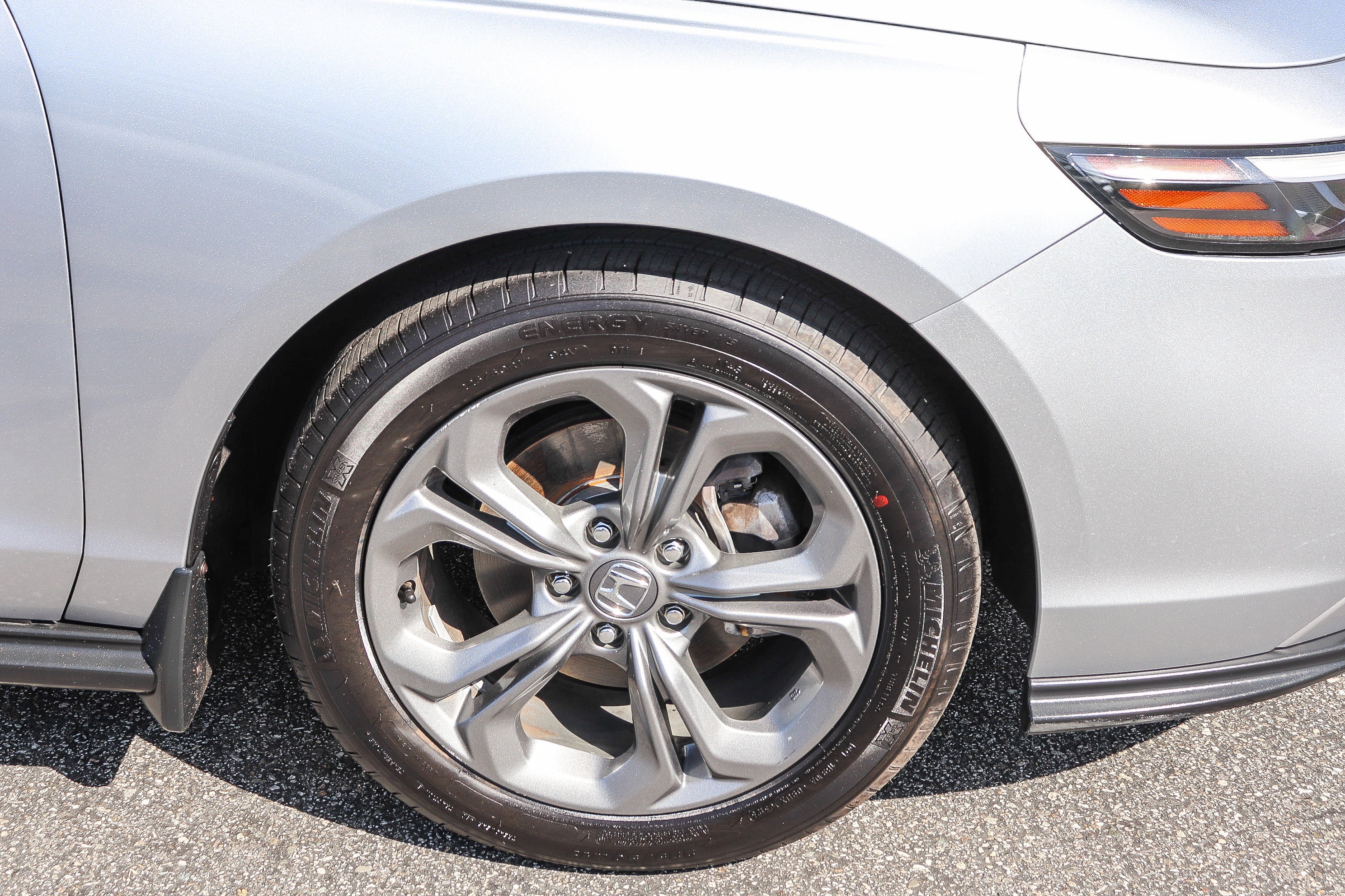 2024 Honda Accord EX - Photo 7
