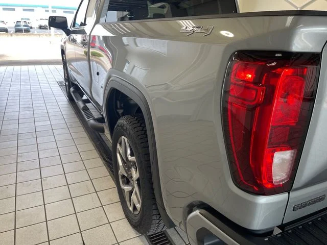 Used 2026 Sterling Metallic GMC Elevation image 18