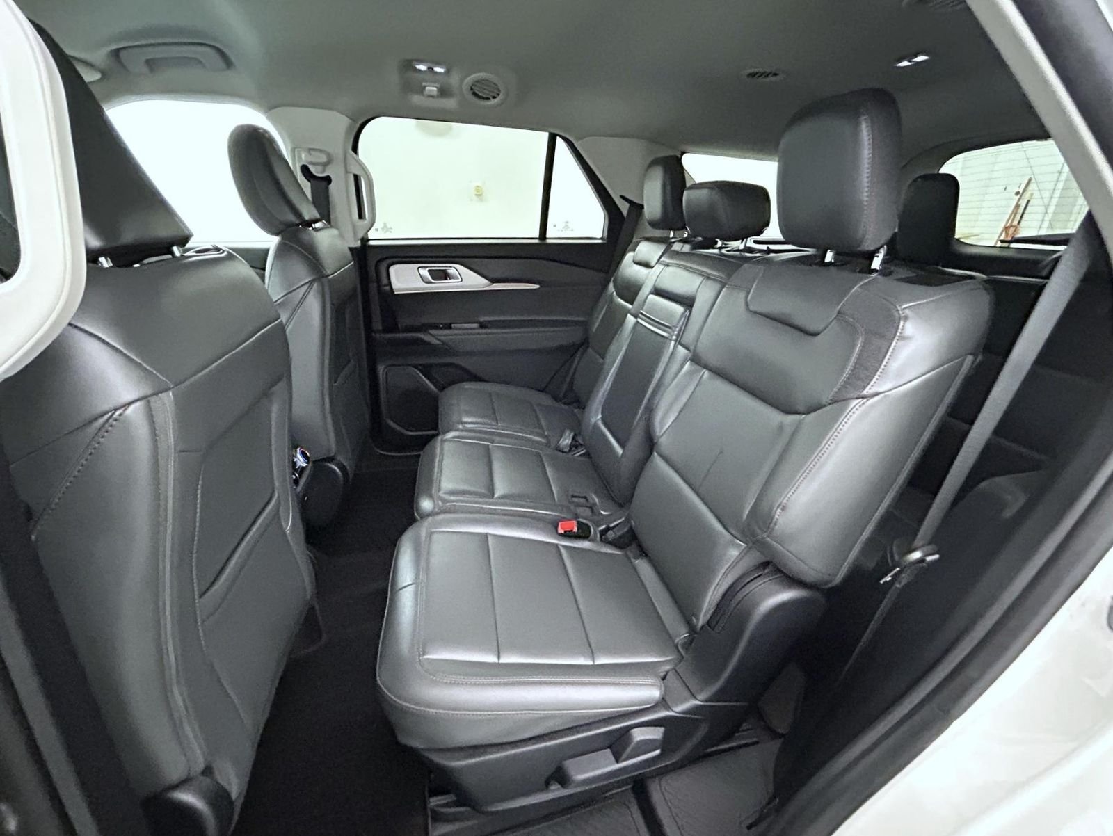 Used 2025 White Ford Active image 21
