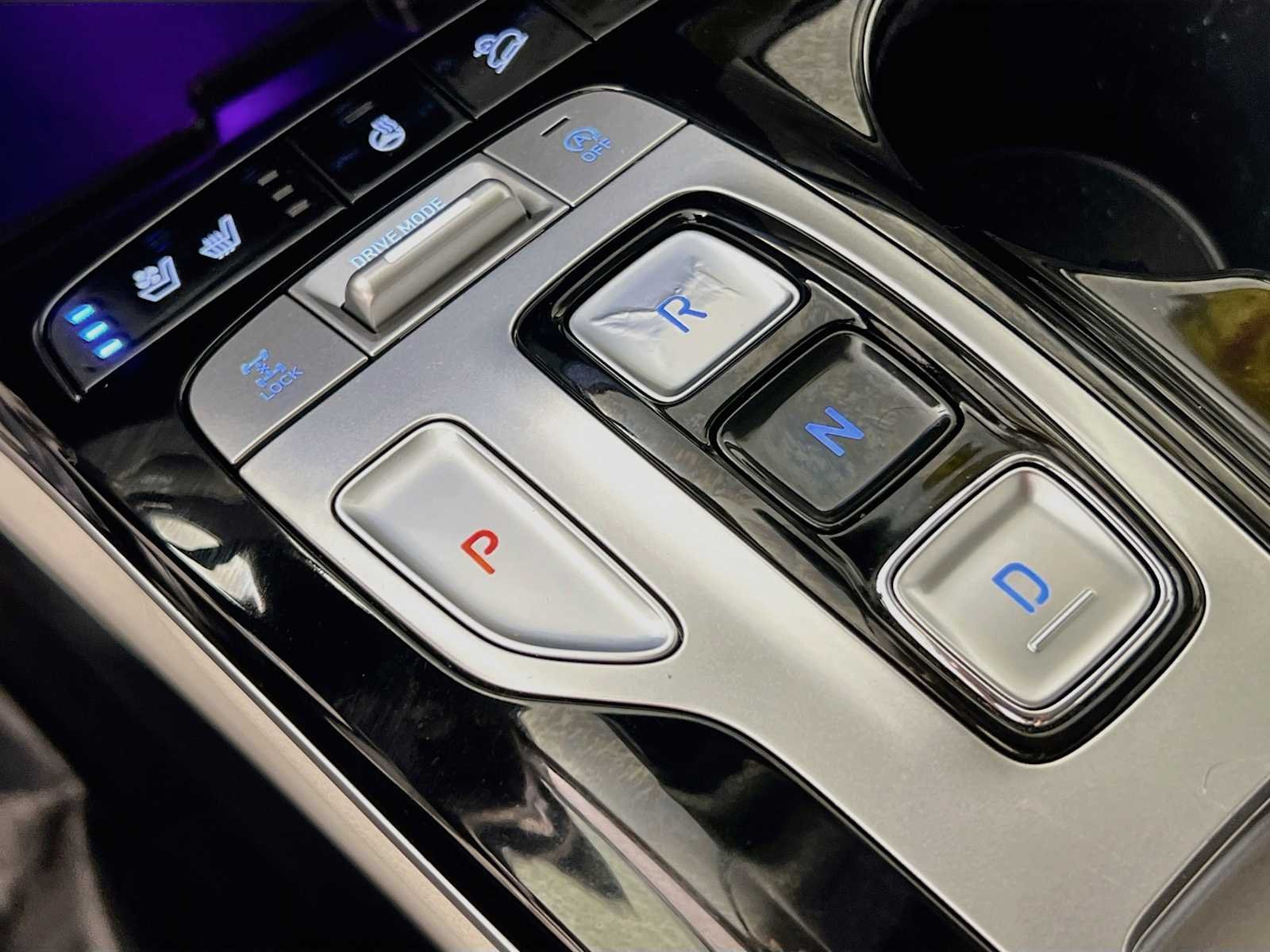 Used 2024 Hampton Gray Hyundai Limited image 17