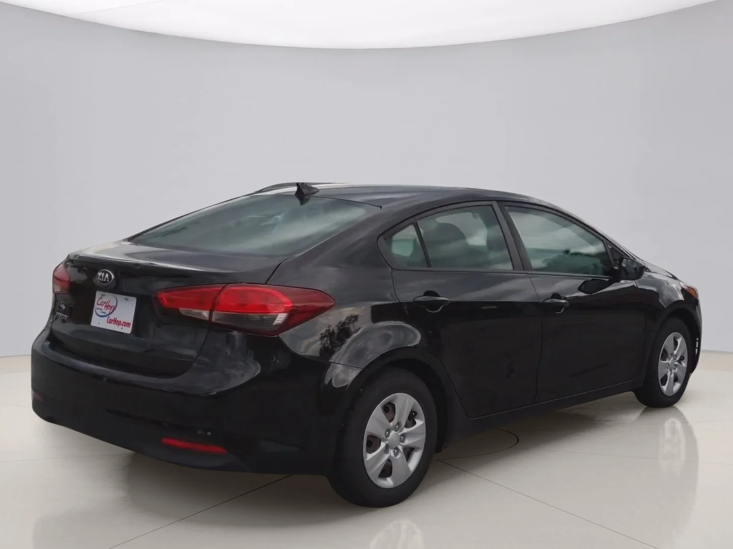 Used 2018 Black Kia LX image 5