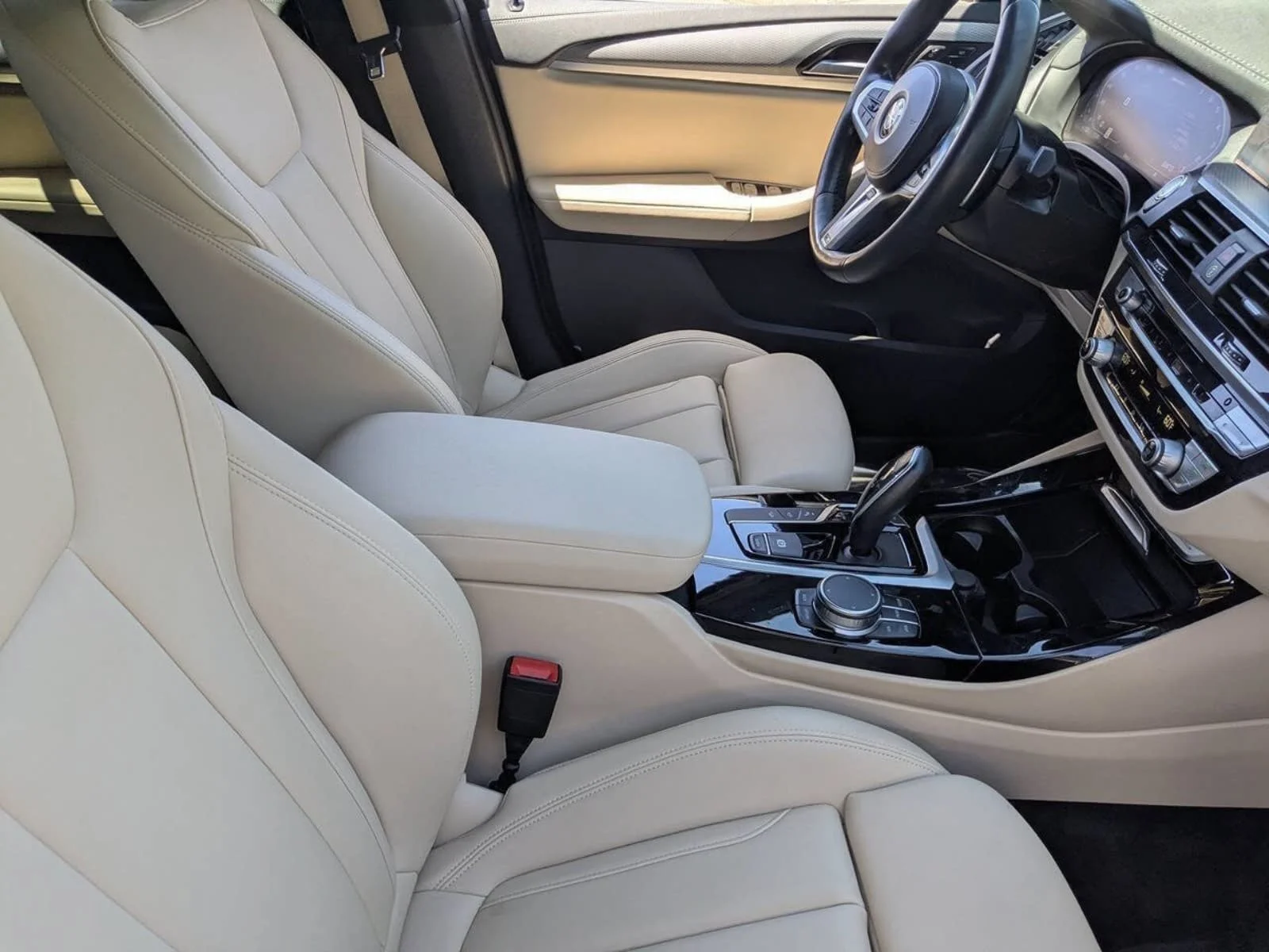 Used 2021 Black Sapphire Metallic BMW M40i image 17