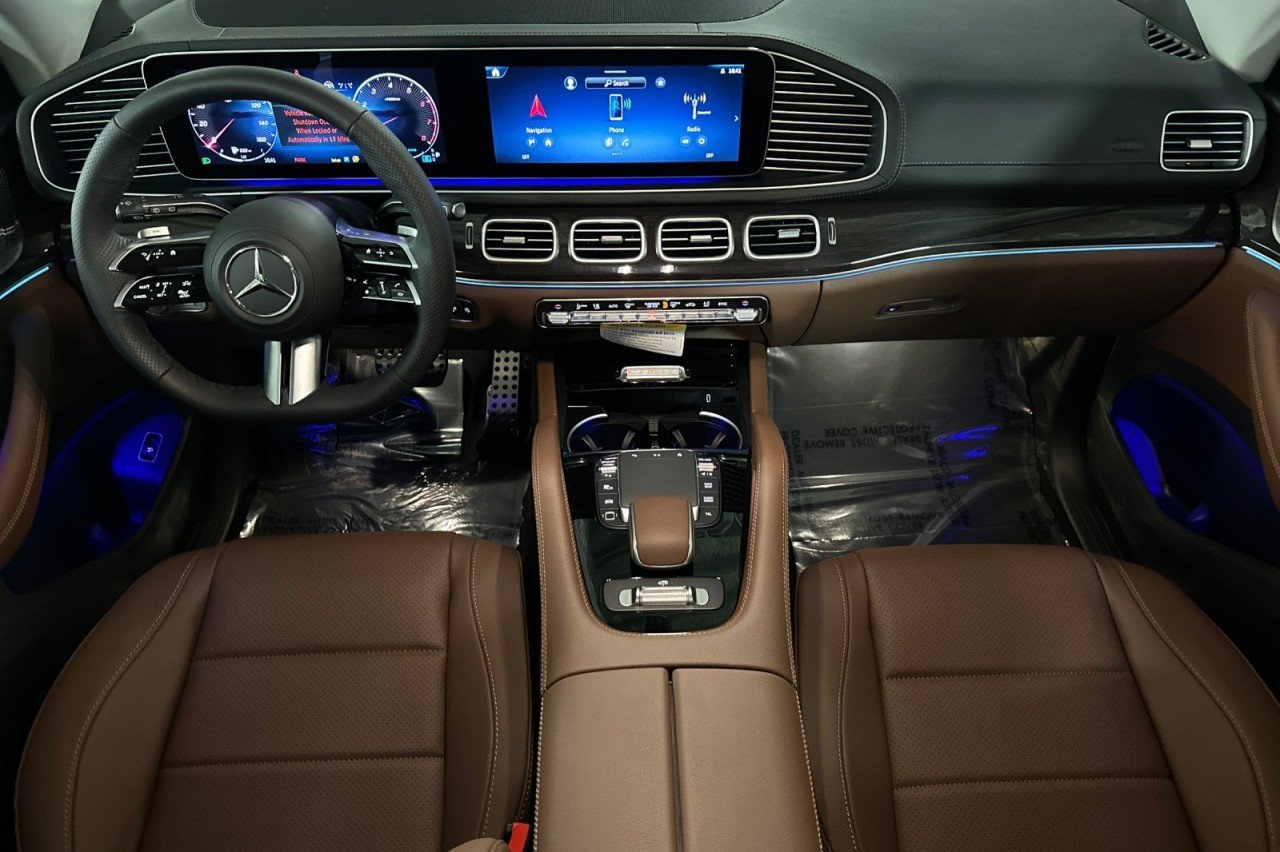 New 2026 Obsidian Black Metallic Mercedes-Benz GLS 450 4MATIC® SUV image 12