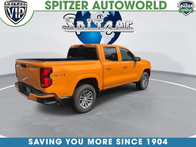 Used 2025 Orange Chevrolet LT image 9