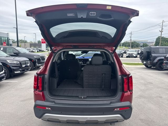 Used 2022 Red Kia X-Line SX Prestige image 9