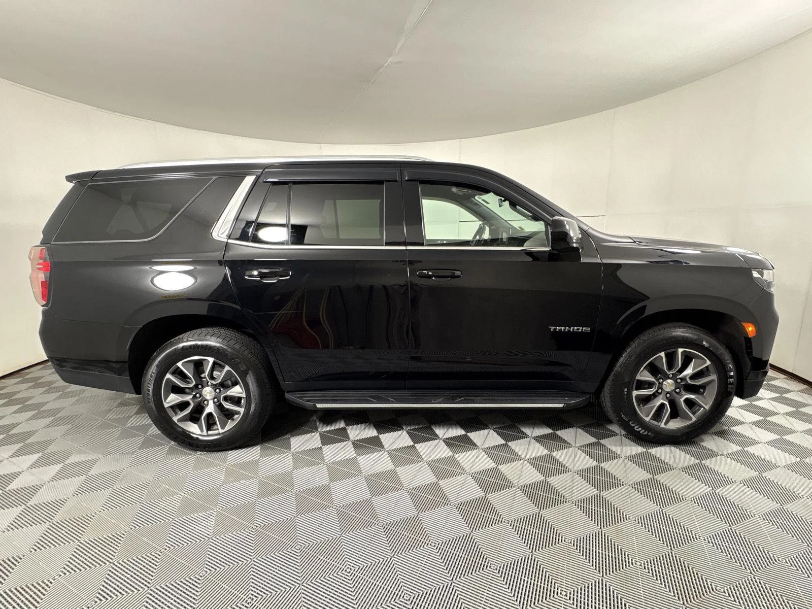 Used 2023 Black Chevrolet LS image 23