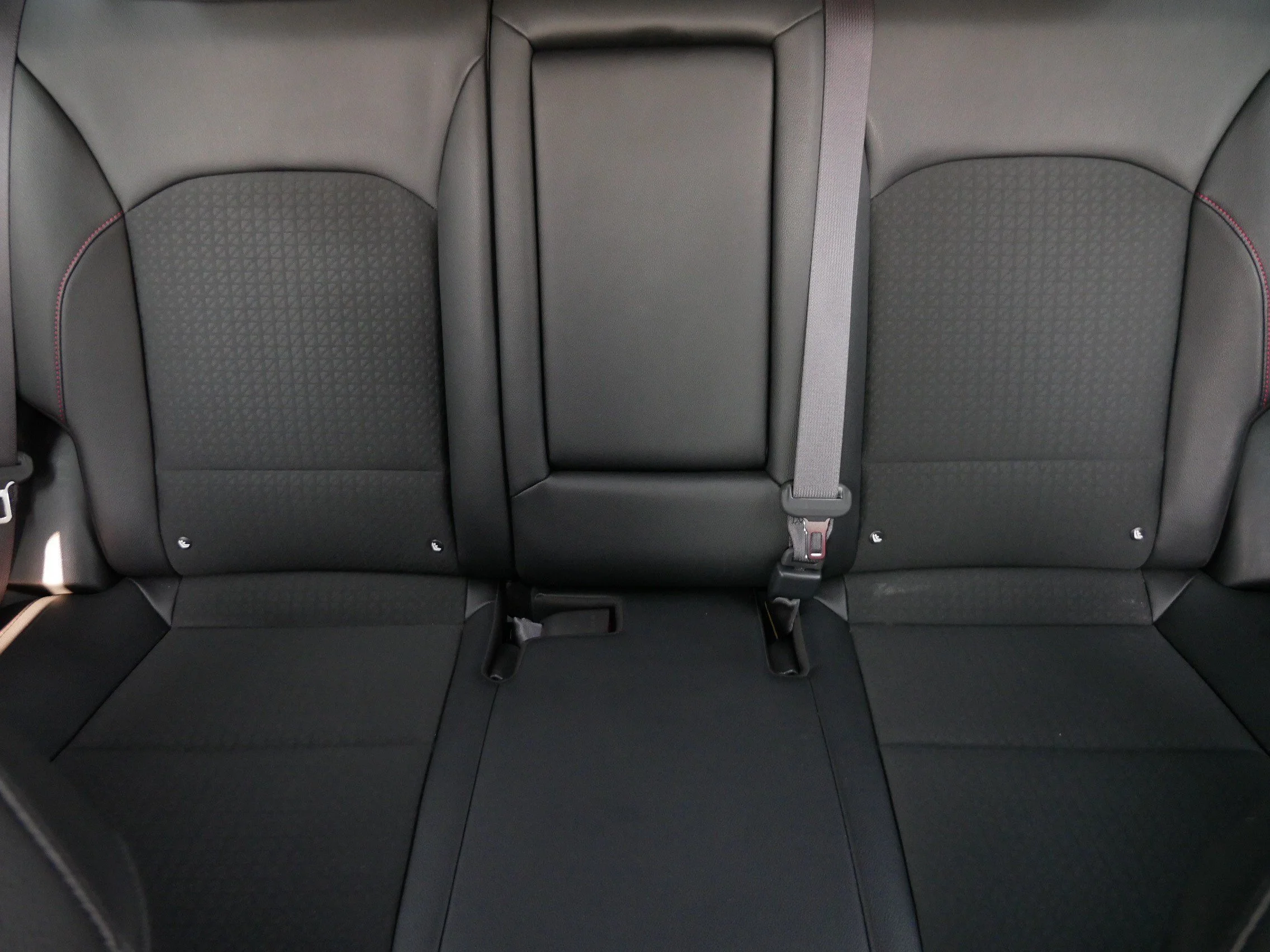 Used 2023 Gravity Gray Kia GT-Line image 13