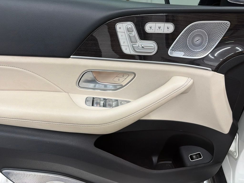 Used 2021 White Mercedes-Benz GLS 580 image 20