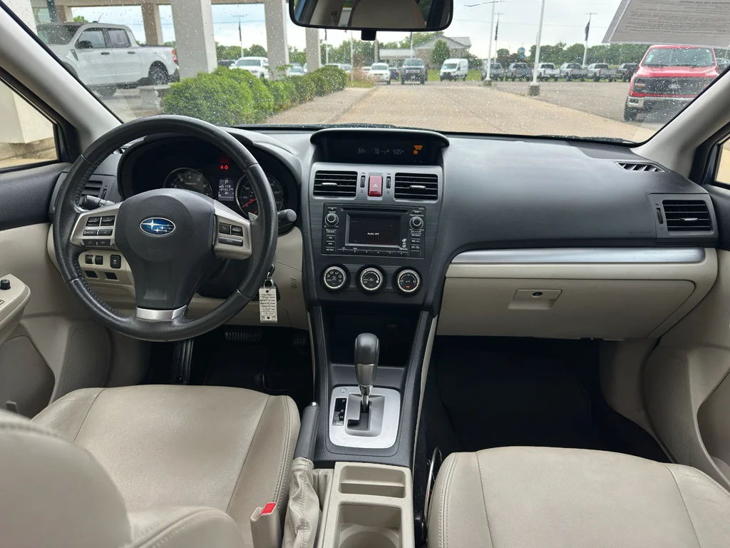 Used 2014 Quartz Blue Pearl Subaru Limited image 11