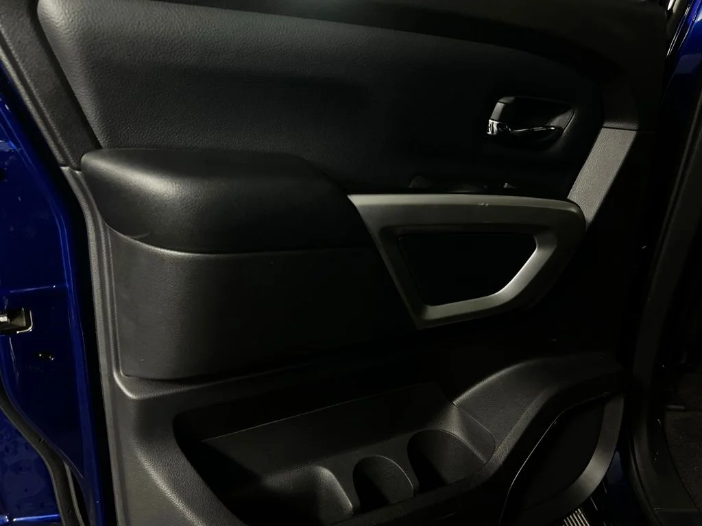 2024 Nissan Titan XD SV - Photo 25