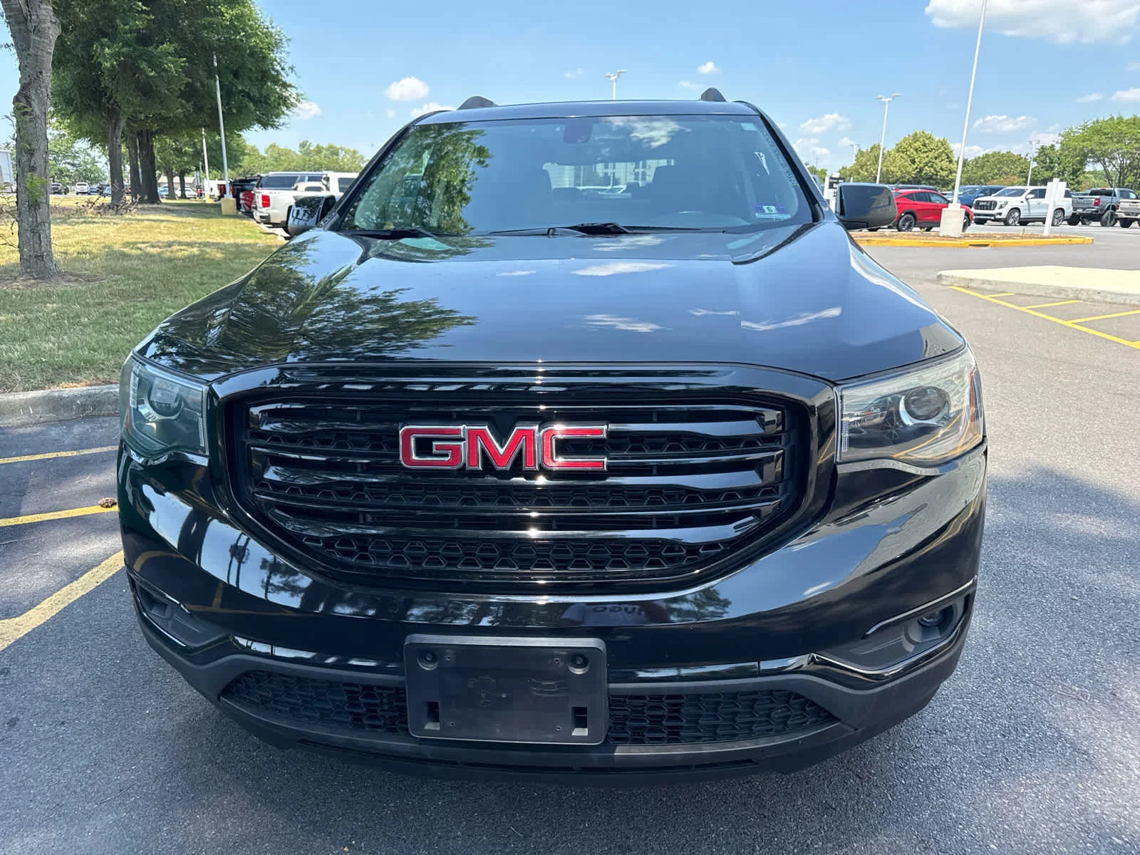 Used 2019 Ebony Twilight Metallic GMC SLT image 2
