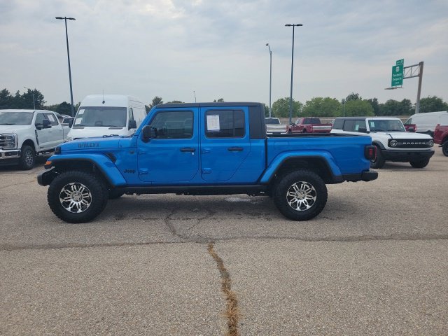 Used 2022 Blue Pearl Jeep Willys image 2