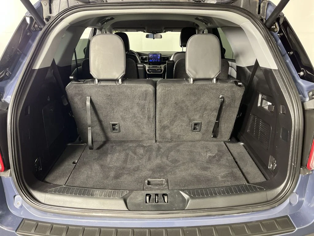 Used 2021 Blue Ford XLT image 23