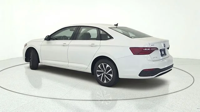 Used 2024 Pure White Volkswagen 1.5T S image 4