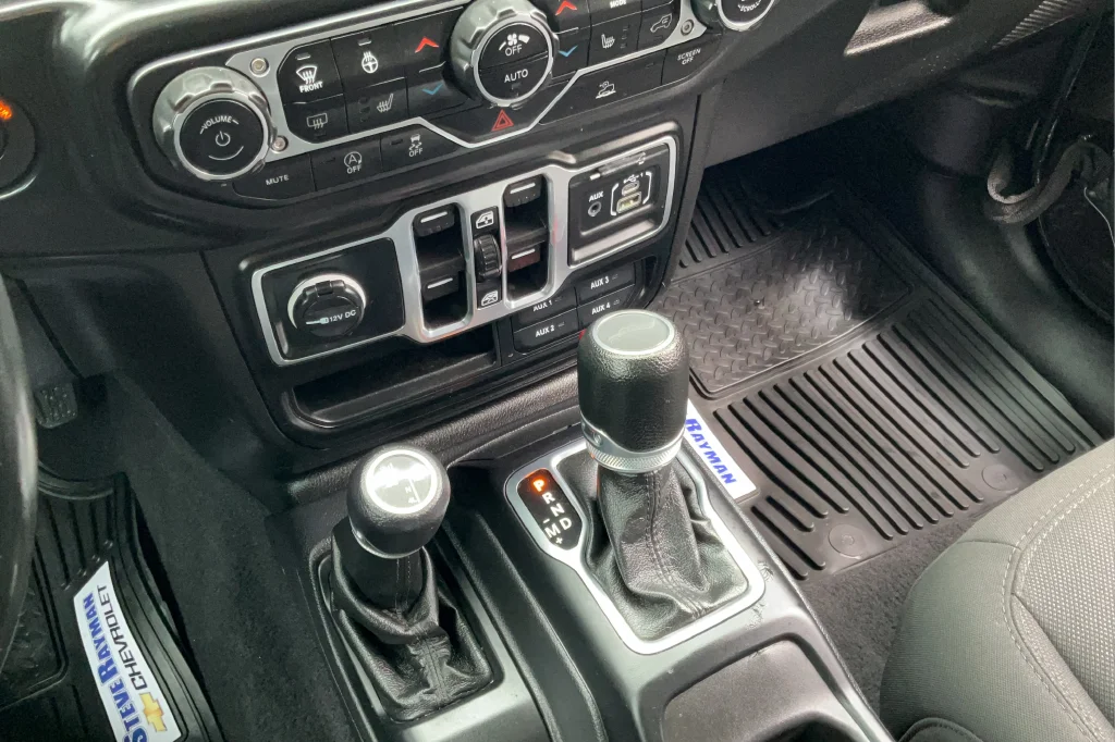 Used 2023 Black Jeep Willys image 11