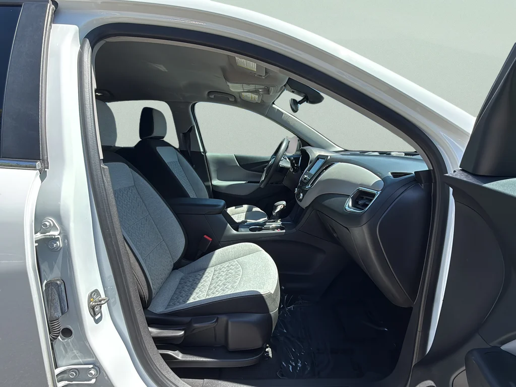 2023 Chevrolet Equinox LT - Photo 14