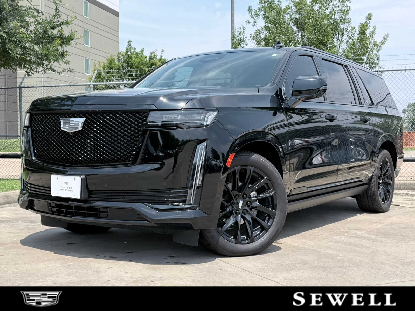 2024 Cadillac Escalade ESV 4WD Sport Platinum's photo