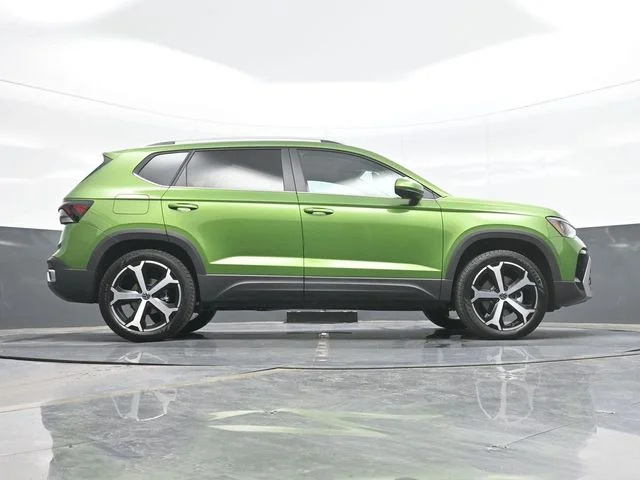 New 2026 Green Volkswagen 1.5T SEL image 24