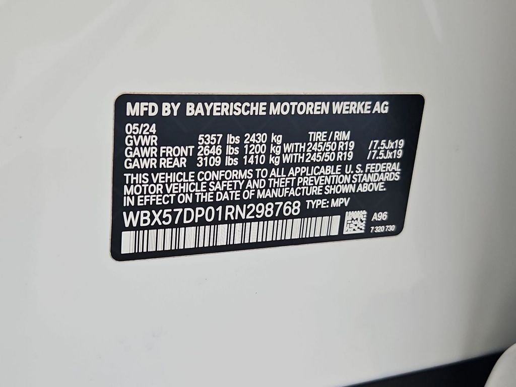Used 2024 Mineral White Metallic BMW xDrive30i image 31