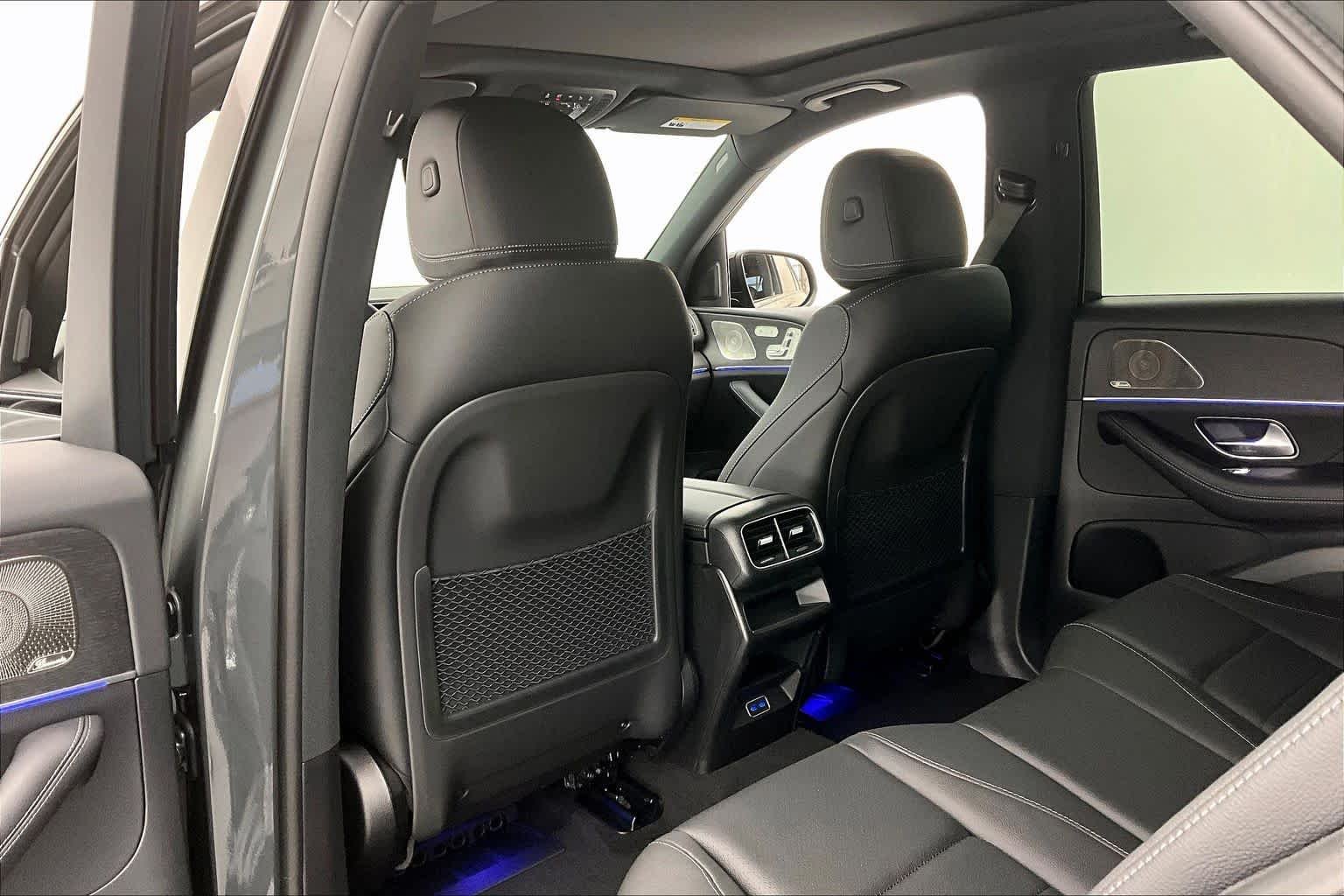 New 2026 MANUFAKTUR Silicon Grey Mercedes-Benz GLE 450 image 12