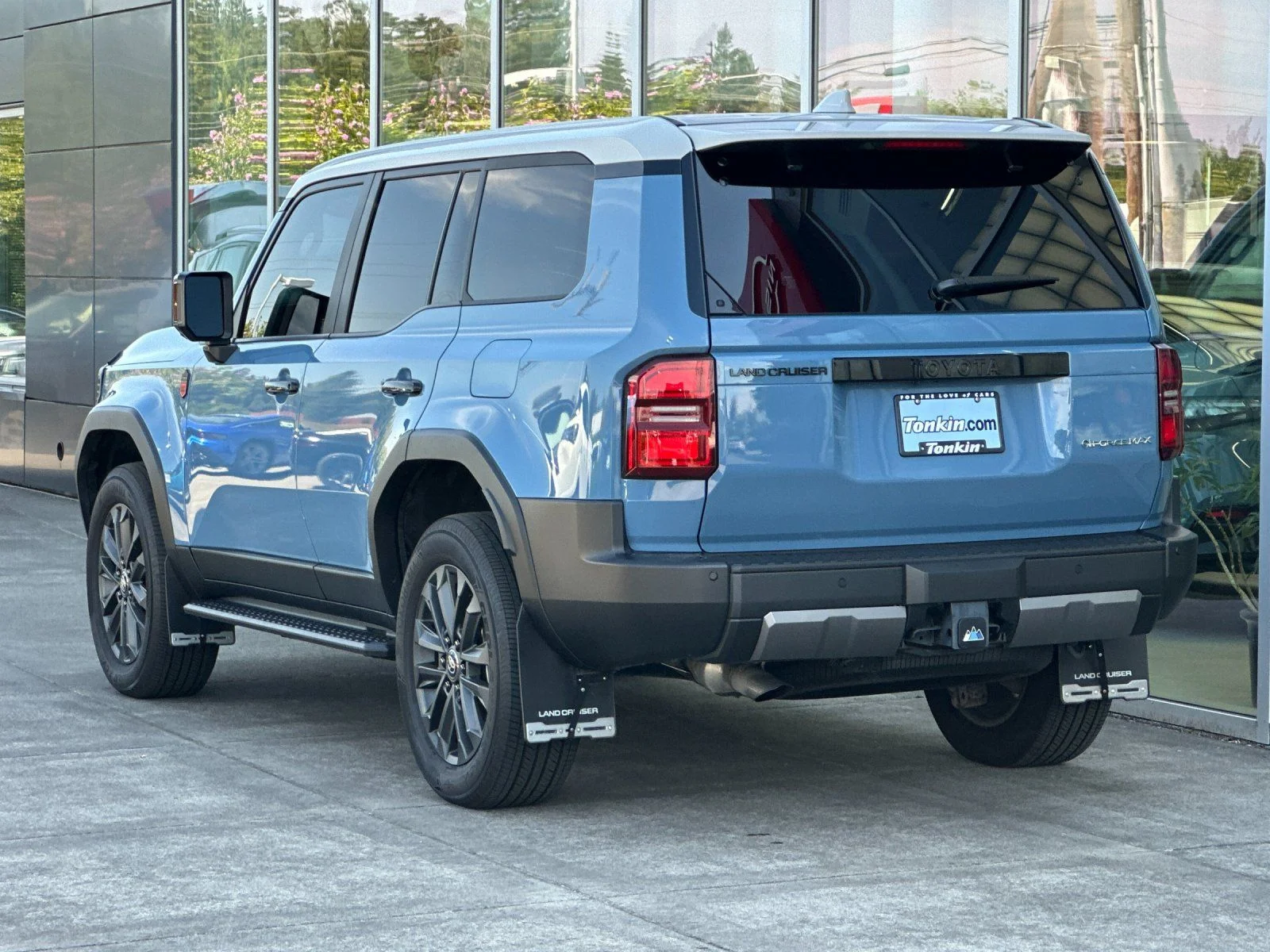 Used 2025 Blue / Gray Toyota Base image 5